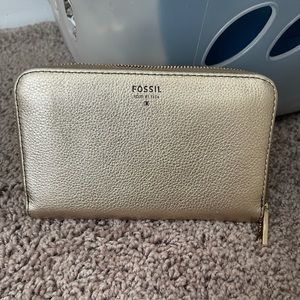 NWOT Fossil Wallet